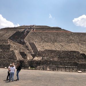 Meet your Posher, Alvaro